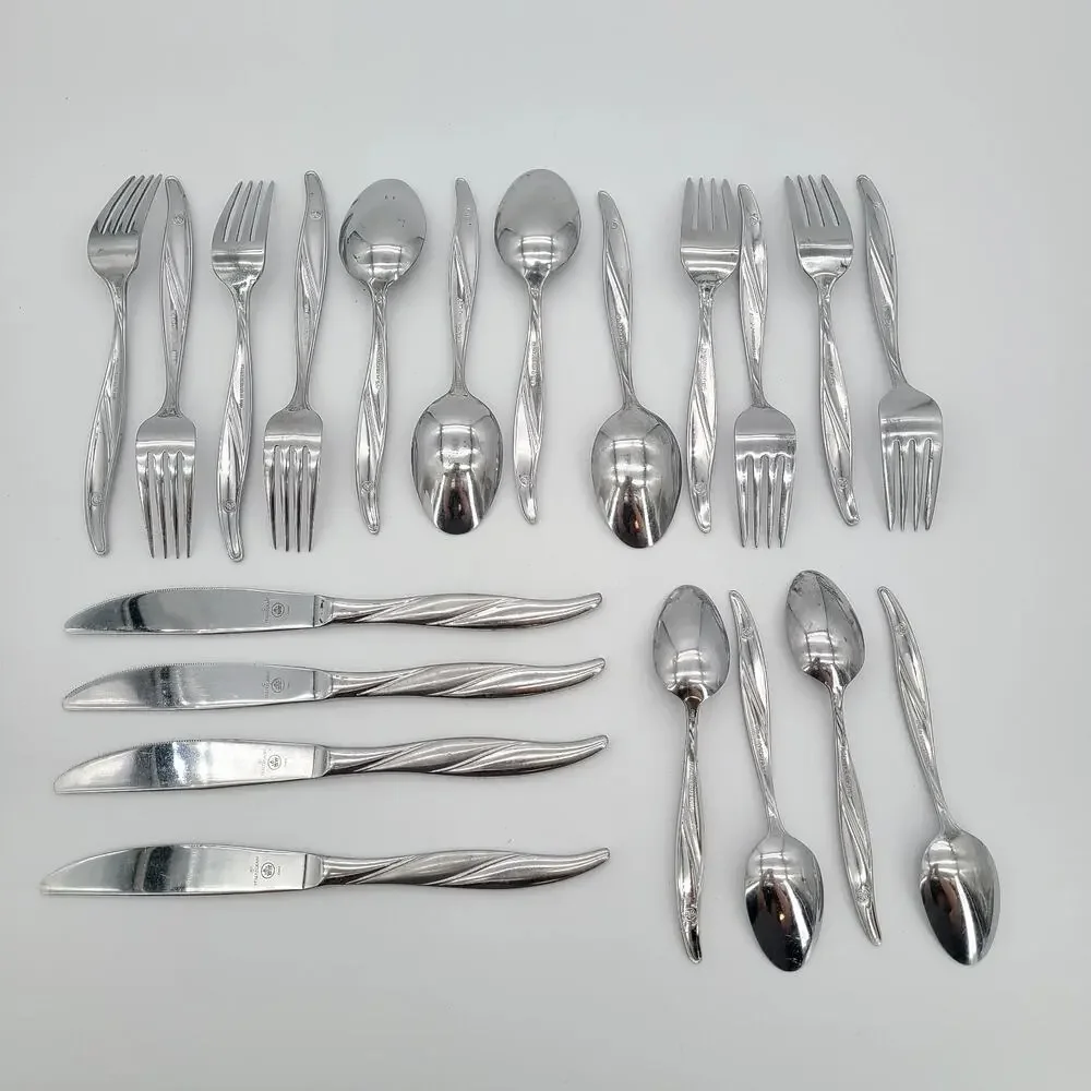 Vintage Pfaltzgraff Flatware Silverware MELODY 20 Pieces 4 Settings China 18/0